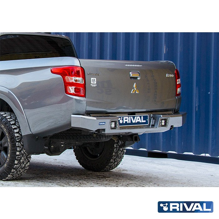 Heckstoßstange Mitsubishi L200 2015-2019