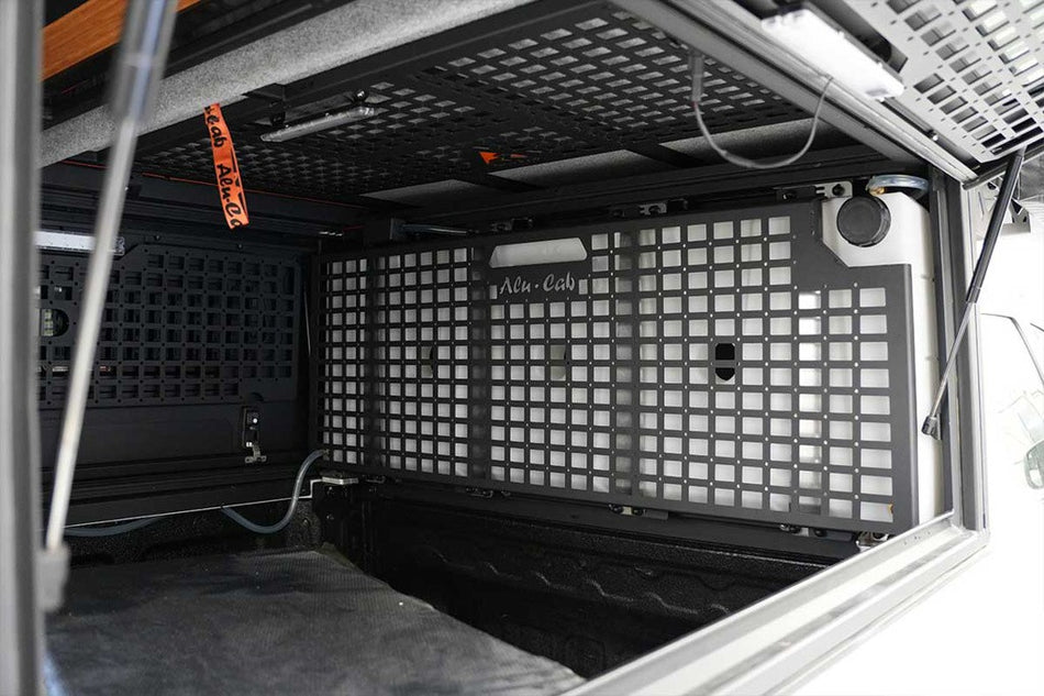 Alu-Cab ModCAP & Camper Wassertank Kit (Tank und Halterungen)