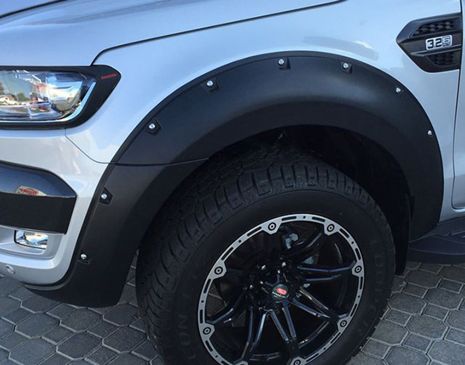 Kotflügelverbreiterungen Nietenoptik Ford Ranger T8