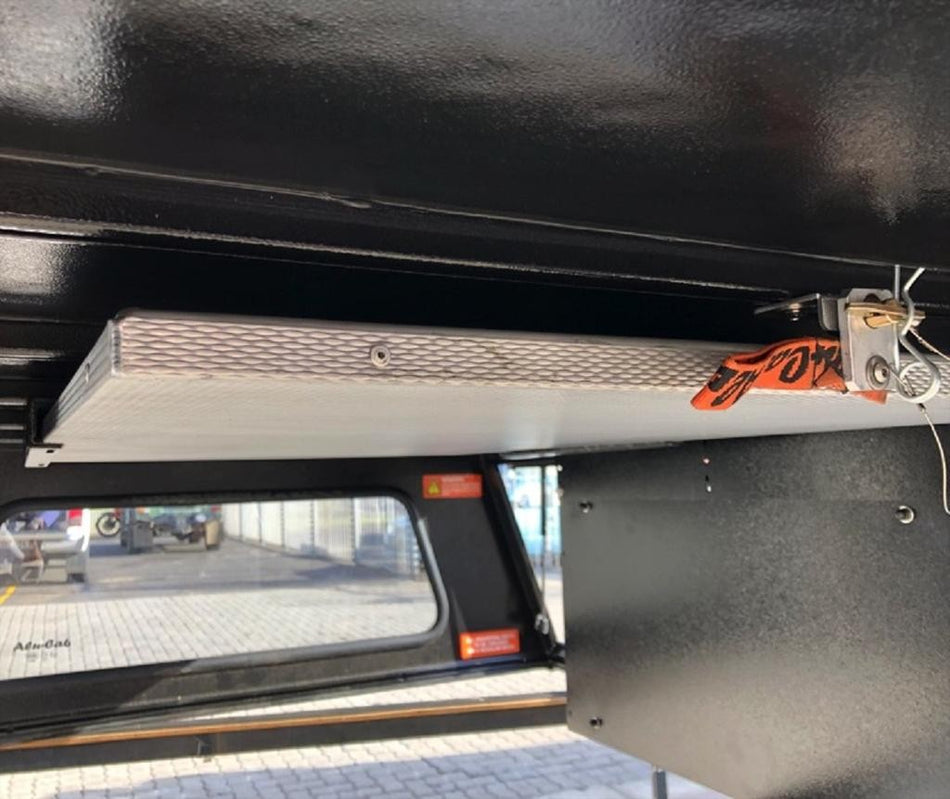 Alu-Cab Hardtop Tischhalterung