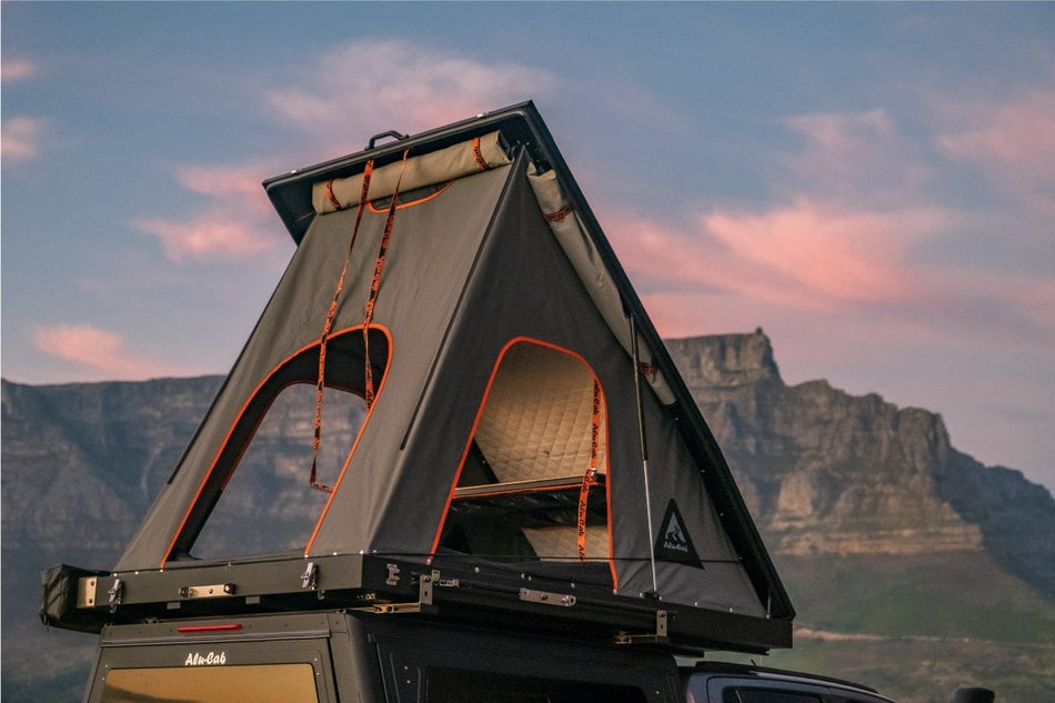 Alu-Cab Dachzelt Expedition Gen3 R schwarz