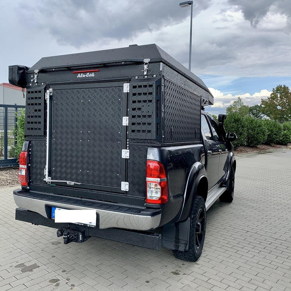 Alu-Cab Canopy Camper Hilux Doka 2016+ schwarz