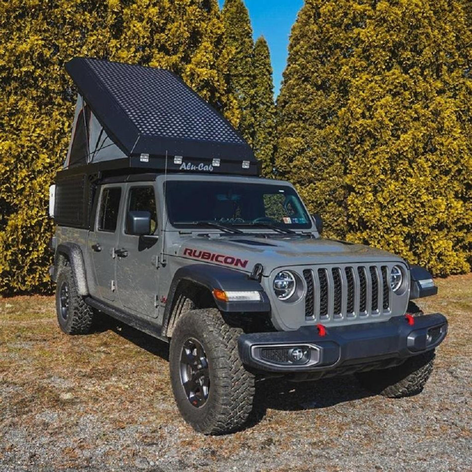 Alu-Cab Canopy Camper Jeep Gladiator D/Cab ab 2019+ in schwarz